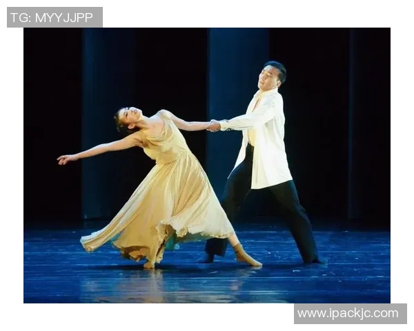 新疆足球明星闪耀世界舞台展现独特魅力与无限潜力