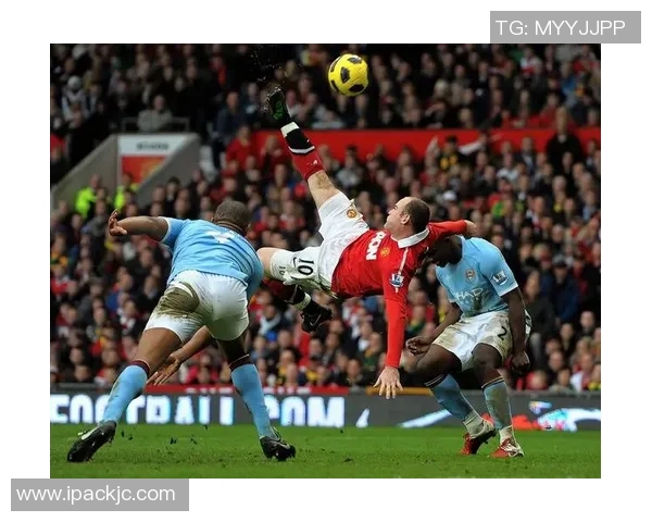 国外顶级足球明星在训练场上的精彩瞬间与刻苦付出展示